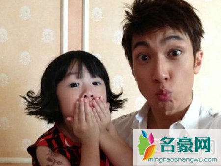 吴尊女儿个人资料 吴尊两个女儿的照片