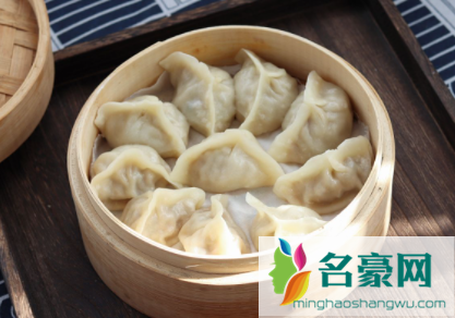 蒸饺子放什么不粘的方法1