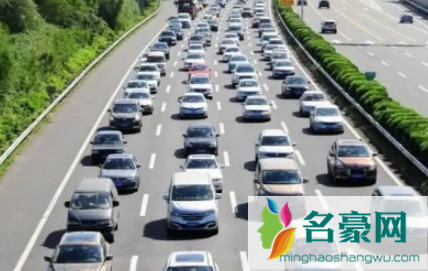 2022国庆节高速公路上会比往年更堵车吗2