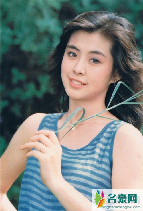 王祖贤真的有女儿吗 王祖贤17岁聋哑女儿 