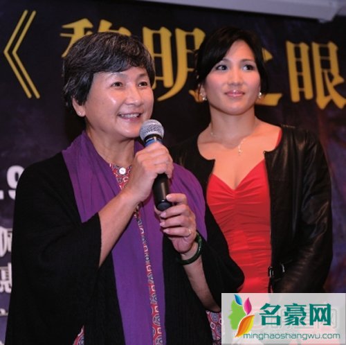 郑佩佩女儿惨死 郑佩佩女儿怎么死的