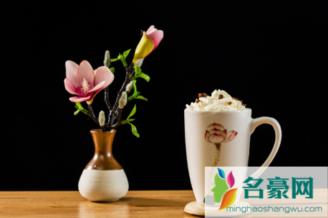 霓裳茶舞是茶颜悦色的子品牌吗3