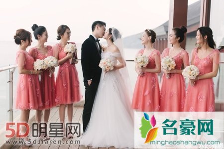陈晓昨日迎娶陈妍希 看最美伴娘团哪家强