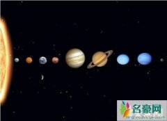 从水星上看太阳好恐怖，太阳大八倍/水星一天等于