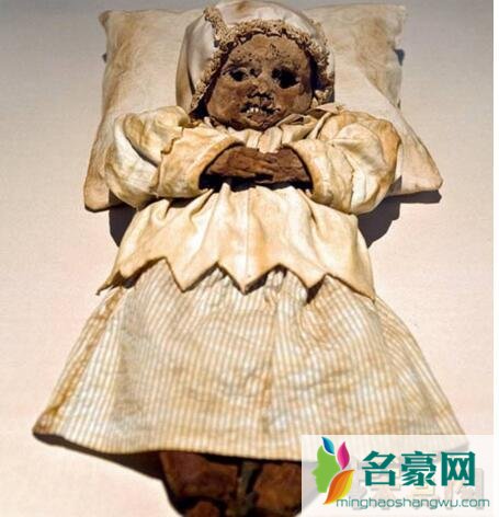 罗萨莉娅·隆巴多