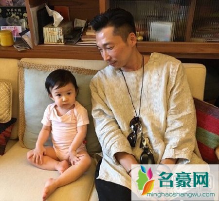 刘烨欲与张震定娃娃亲 社长为儿子诺一操碎心