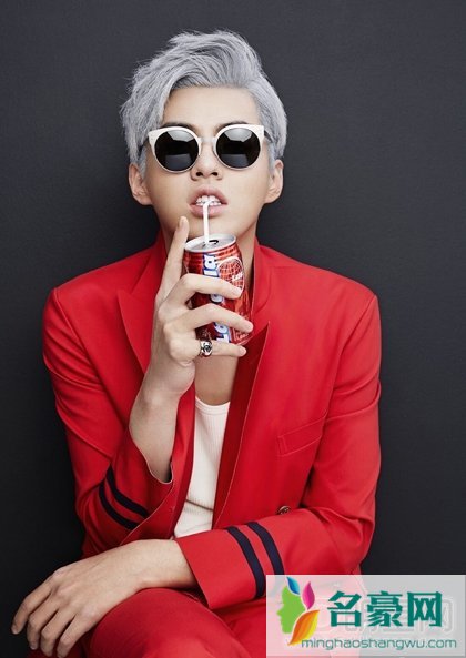 exo吴亦凡被打图片 exo吴亦凡下跪事件