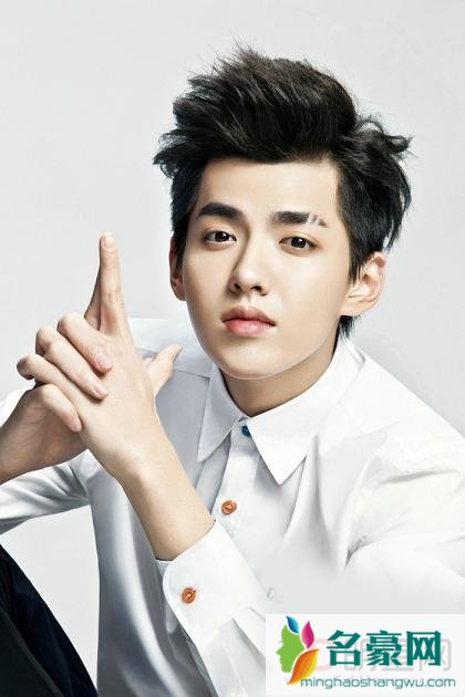 exo吴亦凡被打图片 exo吴亦凡下跪事件