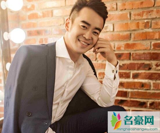 安家小楼的扮演者