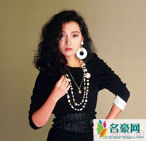 苗侨伟老婆