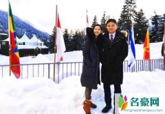 章泽天刘强东合影幸福满屏 刘强东是怎么认识奶茶