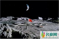 中国播放月球背面照片，和阿波罗20号拍到巨型飞船
