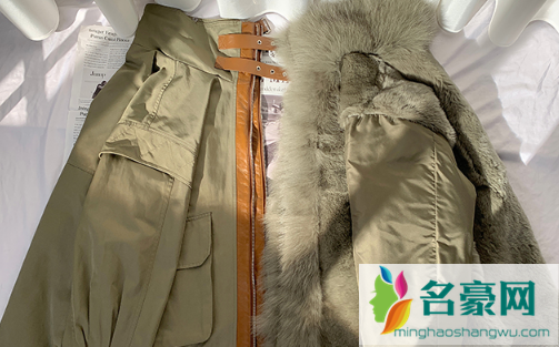 500多的派克服是真毛吗1