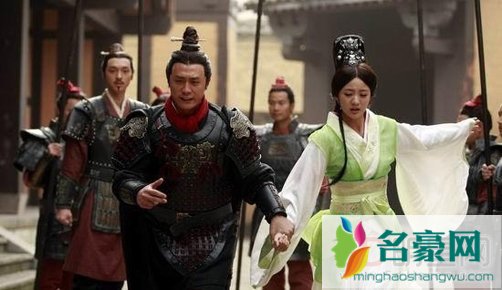 杜淳安以轩综艺节目吻戏 杜淳安以轩恋情曝光