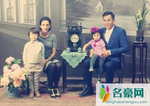 刘烨发段子庆结婚七周年 盘点刘烨安娜恋爱经历