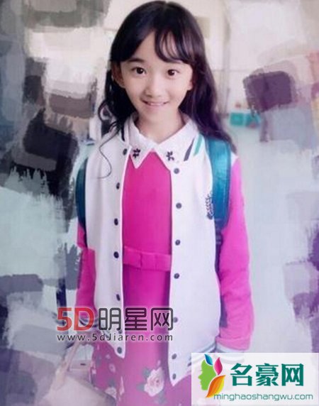 甄嬛传刘心玉饰演胧月公主（幼年）剧照及资料年龄 刘心玉家人简介