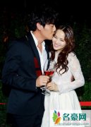 秦昊也在婚宴中热吻伊能静 伊能静将停工持家