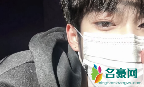 ​男生会跟喜欢的女生借钱吗2