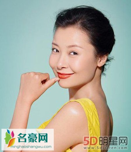 柯蓝现任老公资料及照片 柯蓝有几任老公