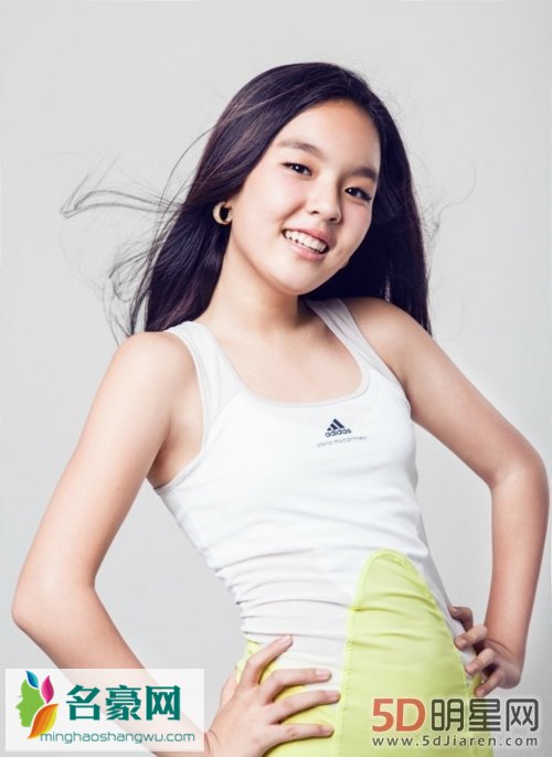 名嘴李咏的女儿法图麦·李个人资料及照片