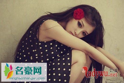 个性欧美的非主流图片_总有一些期待 让你变得懦弱4