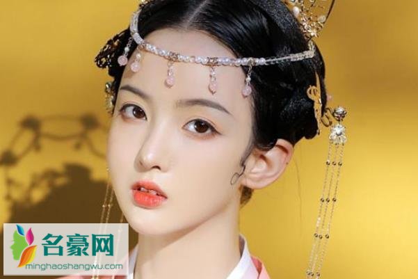 生日低调发朋友圈祝老公