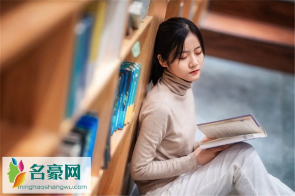用什么情话来打动女朋友