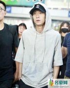 张一山被围堵表情引网友吐槽 张一山出演过哪些影