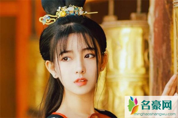 简短情话表白10个字闺蜜