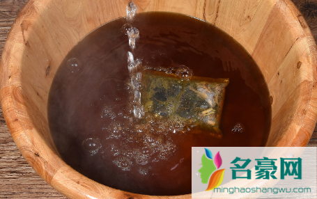 艾叶能和花椒一起煮水泡脚吗3