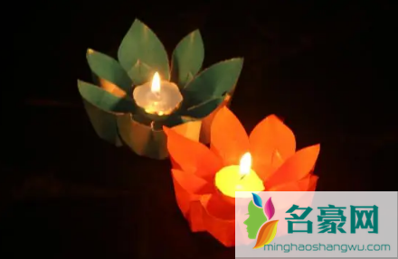 2022七月十五中元节能添坟土吗2