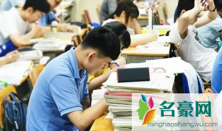 2022北京高校学生清明节可以随意外出吗2