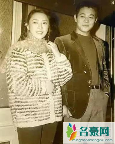 李连杰的前妻黄秋燕个人资料简历 黄秋燕评价李连杰