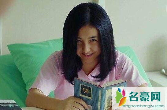 张子枫方辟谣不参加艺考怎么回事