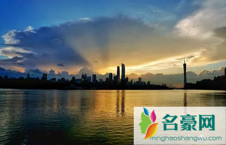 2022广东四月份要穿外套吗1