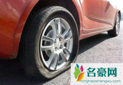 跑长途前轮胎怎么检查2