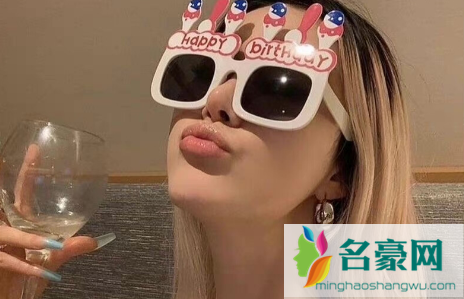 恋爱期间所花费的钱要退还吗 2