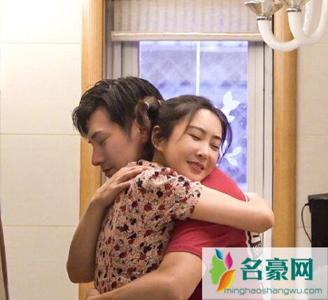 严屹宽和杜若溪怎么认识的