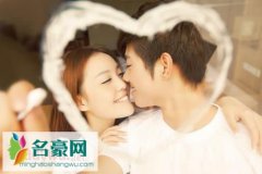 女人对情人动了真情的表现，10点看女人是否对你死