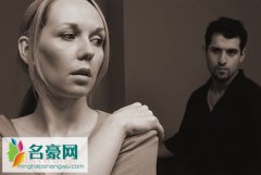 男人心里有别人的迹象分析，女人最害怕男人精神出