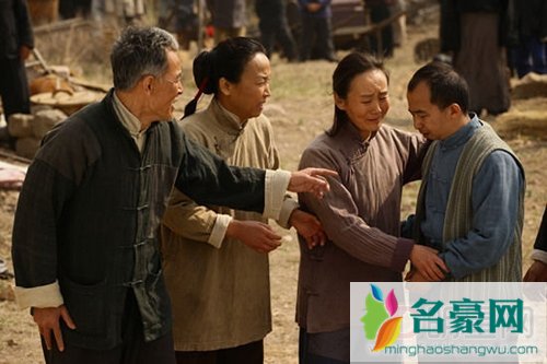 大秧歌中的鲅鱼扮演者巨兴茂个人资料及照片 巨兴茂结婚了吗