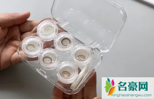 ok镜必须佩戴和黑眼球位置一致吗3