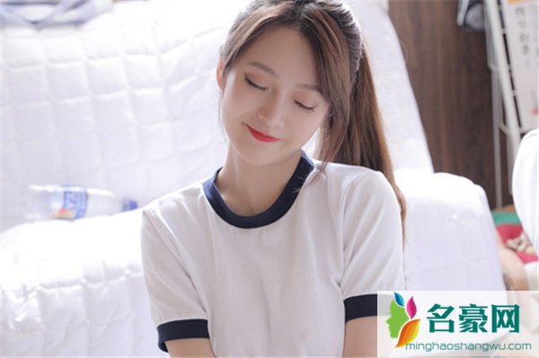 早上起来撩女生的话