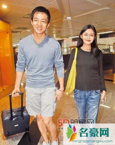 大s比汪小菲有钱吗 婚礼上汪小菲扇大s