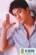 李亚鹏看淡锋菲复合被赞好父亲