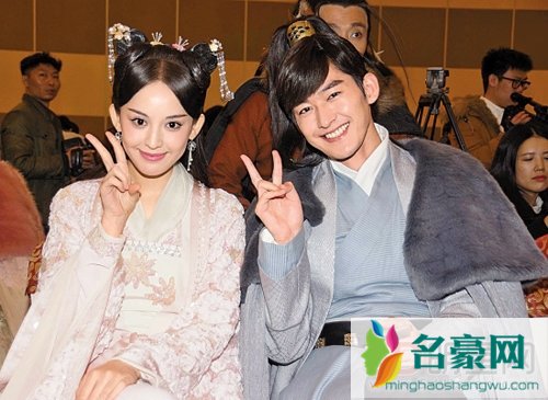 古力娜扎的男朋友是谁 古力娜扎张翰吻照