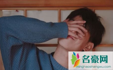 喜欢上一个比自己矮的男生怎么办1