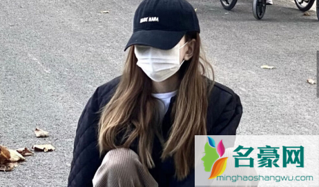 女主播实为男运营骗粉丝打赏怎么回事3