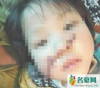 熊出没其实很恐怖，小女孩模仿光头强将妹妹脸锯烂