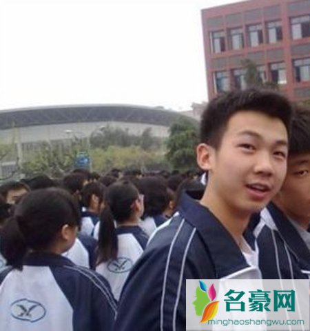 快乐男声白举纲个人vcr合集 白举纲江油一中vcr